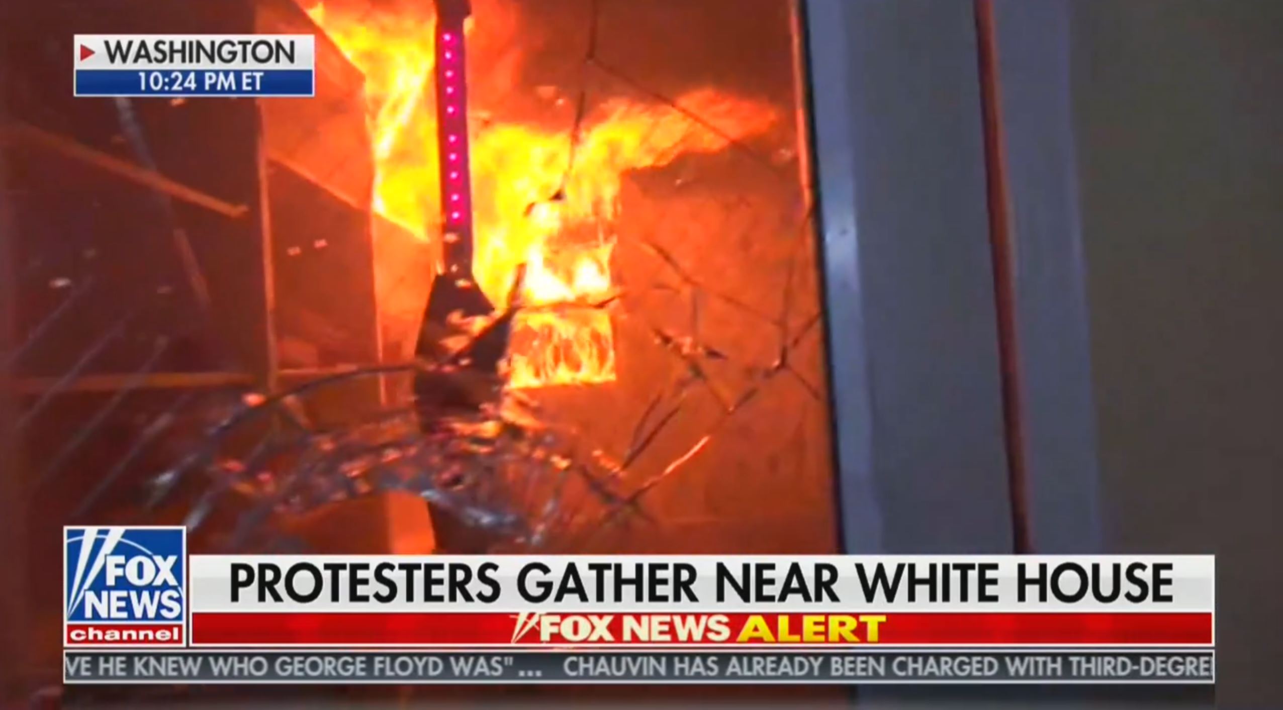 Incendiary Fox News headline, meant to have viewers associate violent acts with peaceful protesters.