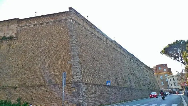 Pope Francis: Trump ‘Not Christian’ Because He Wants to Build the Wall