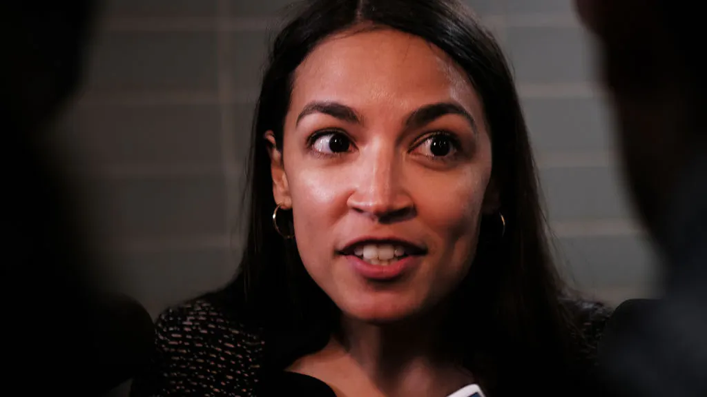 Ocasio-Cortez Tries To Help Bail Out ‘Activists’ Arrested For Assaulting Police, Carrying Weapons