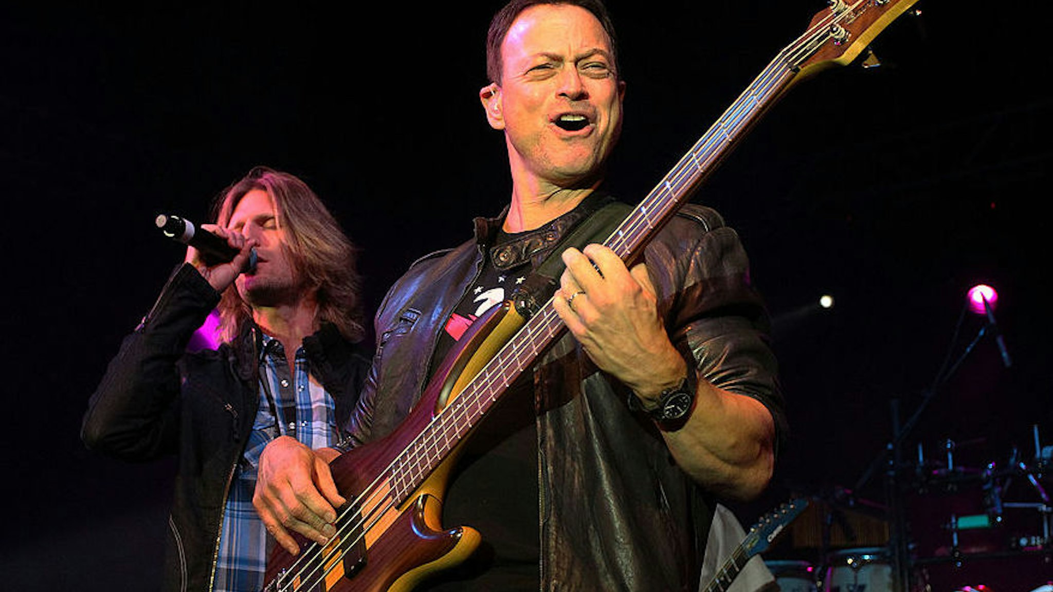 Gary Sinise Performing In "The Lt. Dan Band"