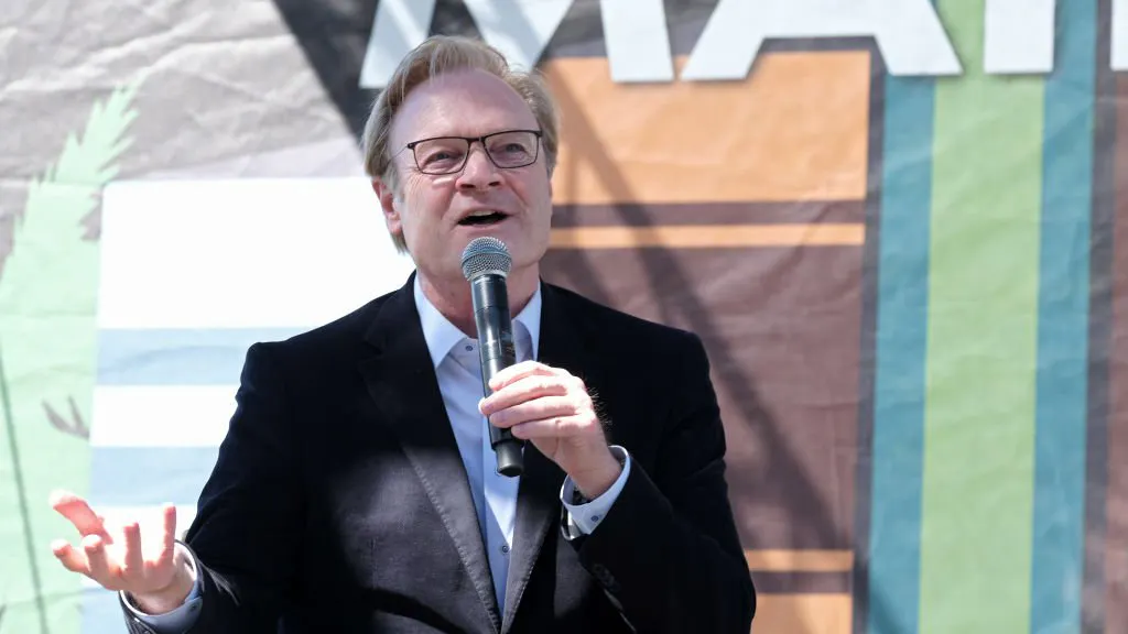 MSNBC Host Reports Allegations That Russian Oligarchs Co-Signed Loans To Trump. Then The White House Sends A Letter.