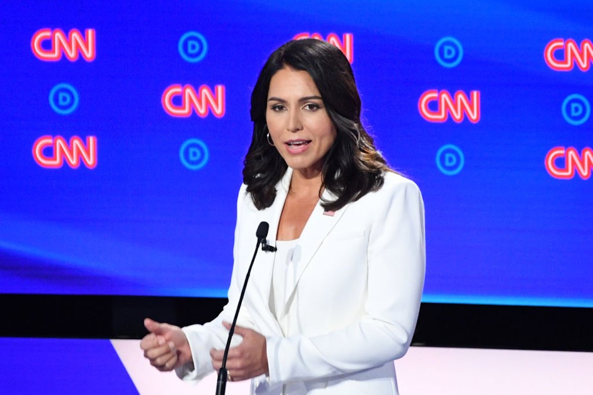 Tulsi Gabbard Attacked Kamala Harris, Sending Her Plunging. DNC Says ...