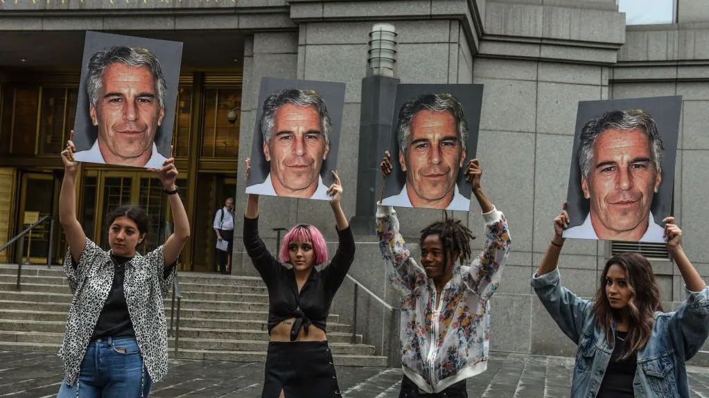 Epstein’s Cellmate Transferred Hours Before His Death