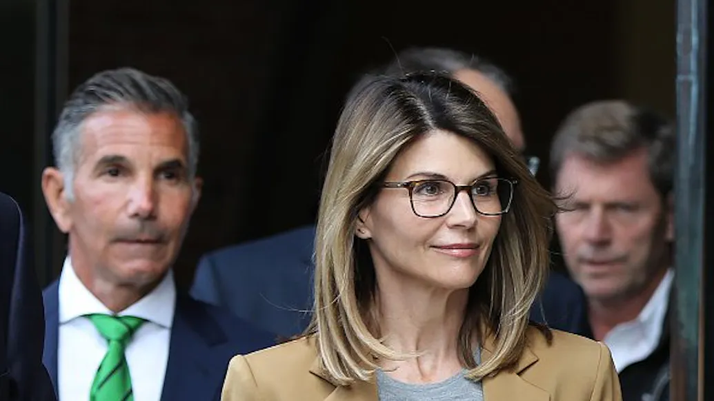 REPORT: Lori Loughlin Regrets Not Taking Plea Deal In Light Of Huffman’s Sentence