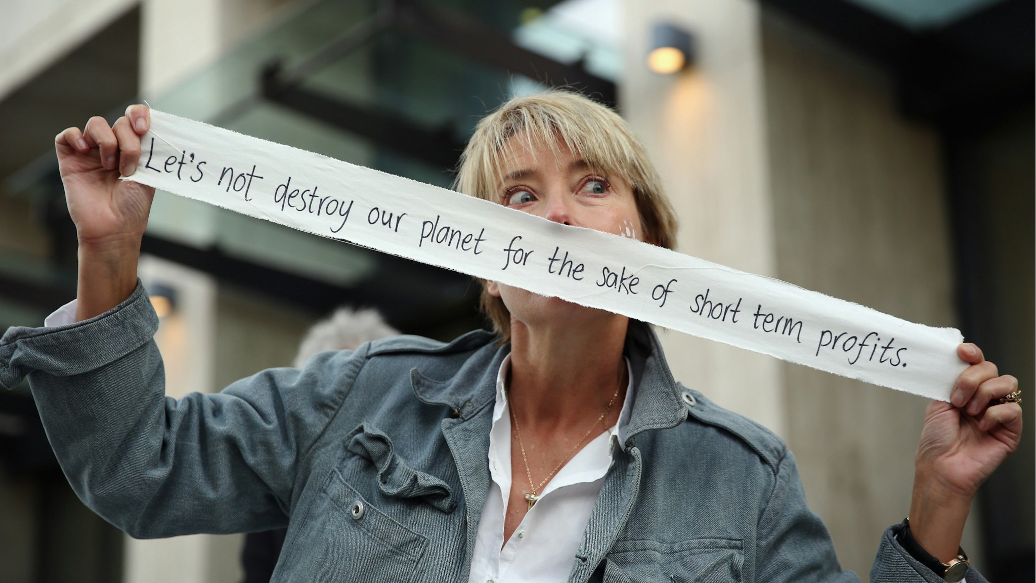 Actress Emma Thomson joins Greenpeace climate change activists outside the Shell building on September 29, 2015 in London, England.