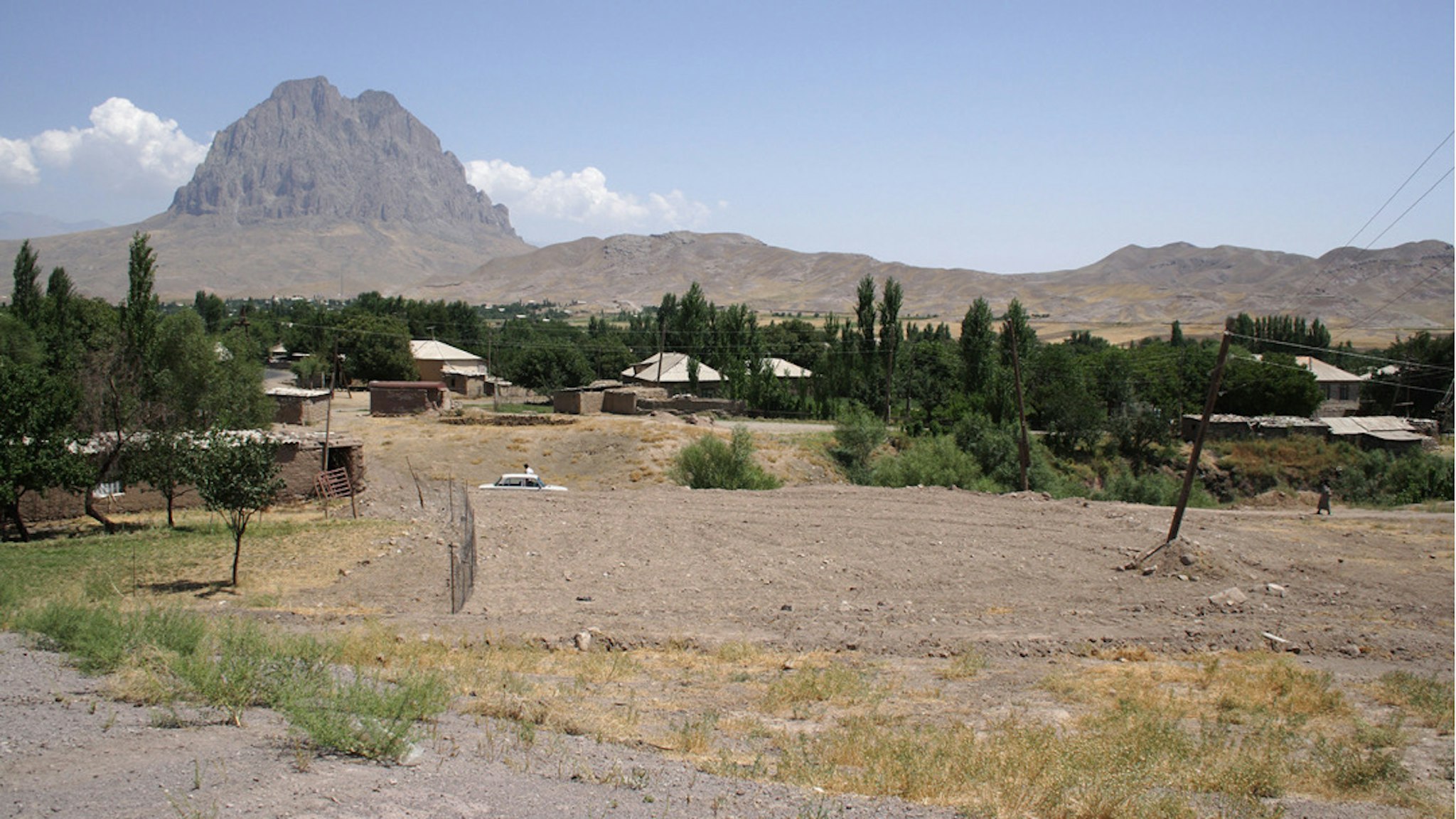 The flattened site where Surb Karapet previously stood, as of August 2005 in Abrakunis (today Əbrəqunus) (courtesy Steven Sim)