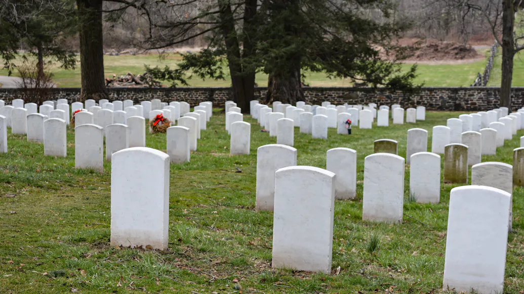 Big SCOTUS Case: 5th-Generation Funeral Home Sued Because They Wouldn’t Let Male Employee Dress As A Woman