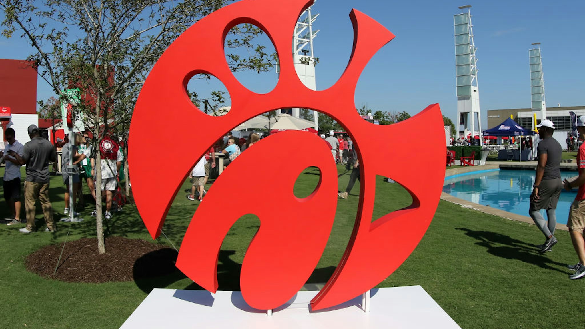 A view of the Chick-fil-A logo outside the stadium before the Chick-fil-A Kickoff Game between the Alabama Crimson Tide and the Duke Blue Devils on August 31, 2019 at Mercedes-Benz Stadium in Atlanta, Georgia. (Photo by Michael Wade/Icon Sportswire via Getty Images)