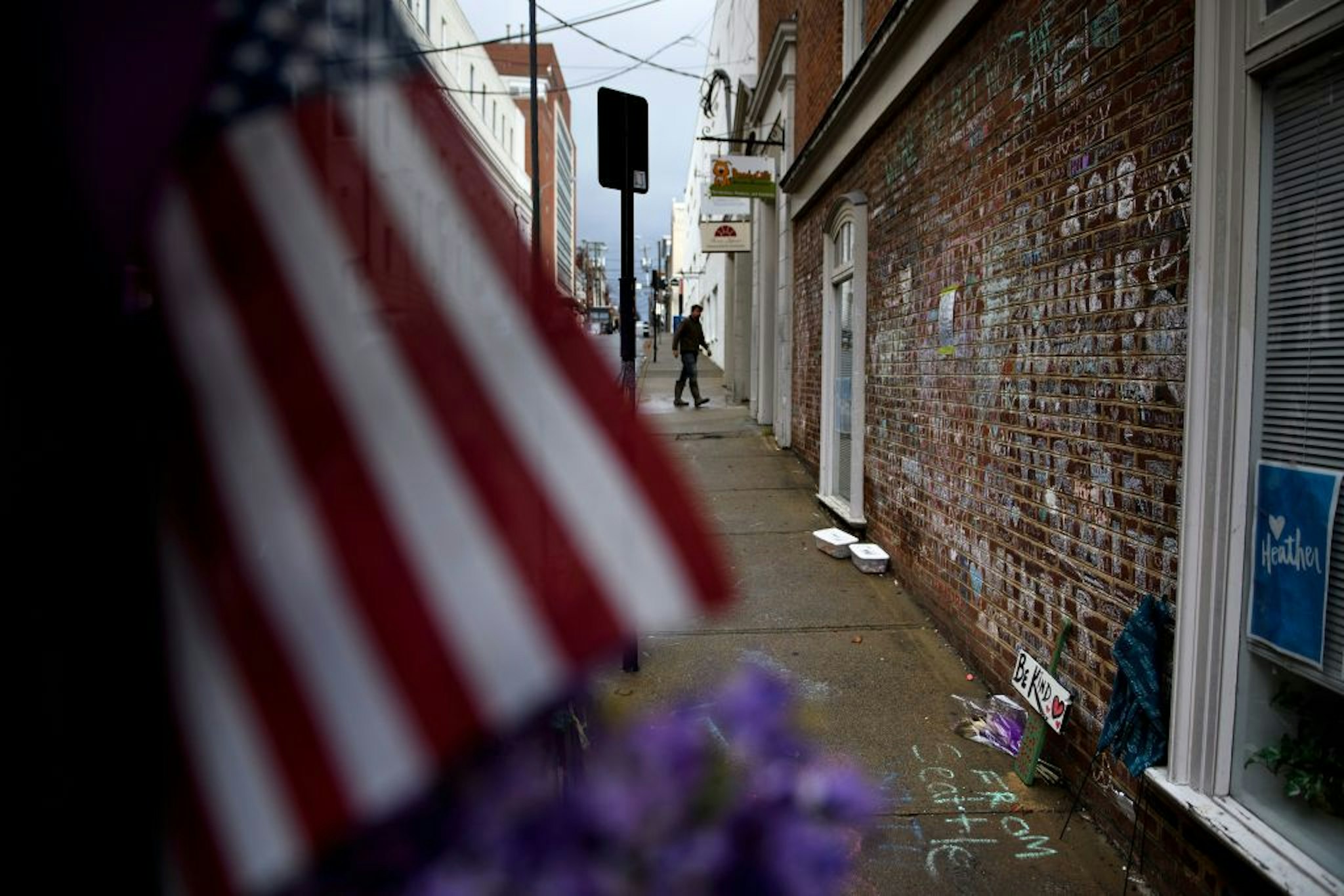 A memorial to Heather Heyer and the other victims of last year's hit and run is seen a few blocks away the first day of jury selection for James Fields's murder trial at the Charlottesville Circuit Court, November 26, 2018 in Charlottesville, Virginia. - An American neo-Nazi denied murder at the start of his trial for allegedly ramming his car into counter-protesters at a 2017 white supremacist rally that made the city of Charlottesville a byword for rising racial tensions under President Donald Trump.