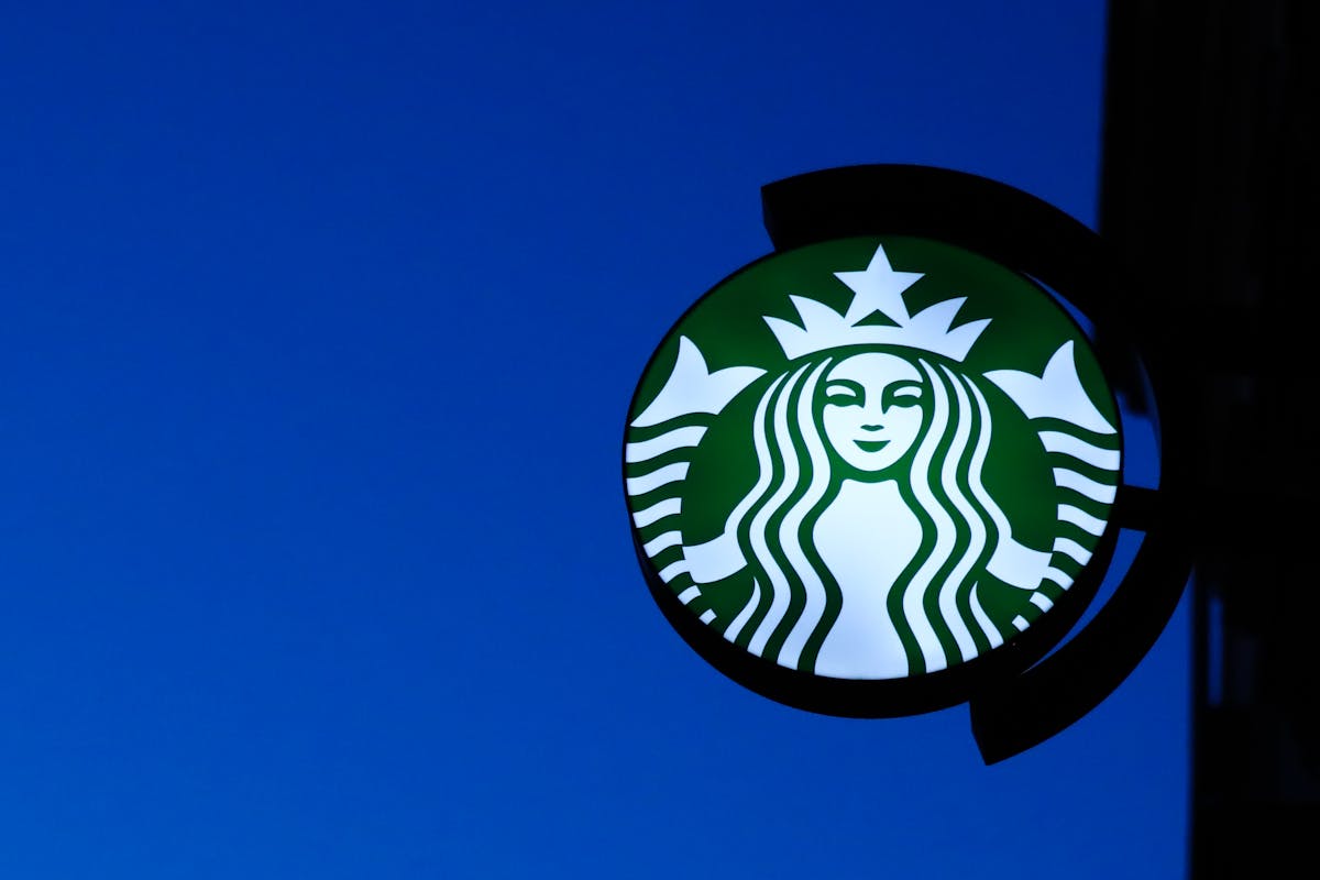 starbucks-open-bathroom-policy-may-be-hurting-its-bottom-line