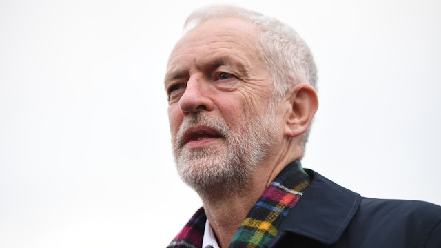 THURROCK, ENGLAND - NOVEMBER 24: Labour leader Jeremy Corbyn campaigns on November 24, 2019 in Thurrock, England. (Photo by Leon Neal/Getty Images)
