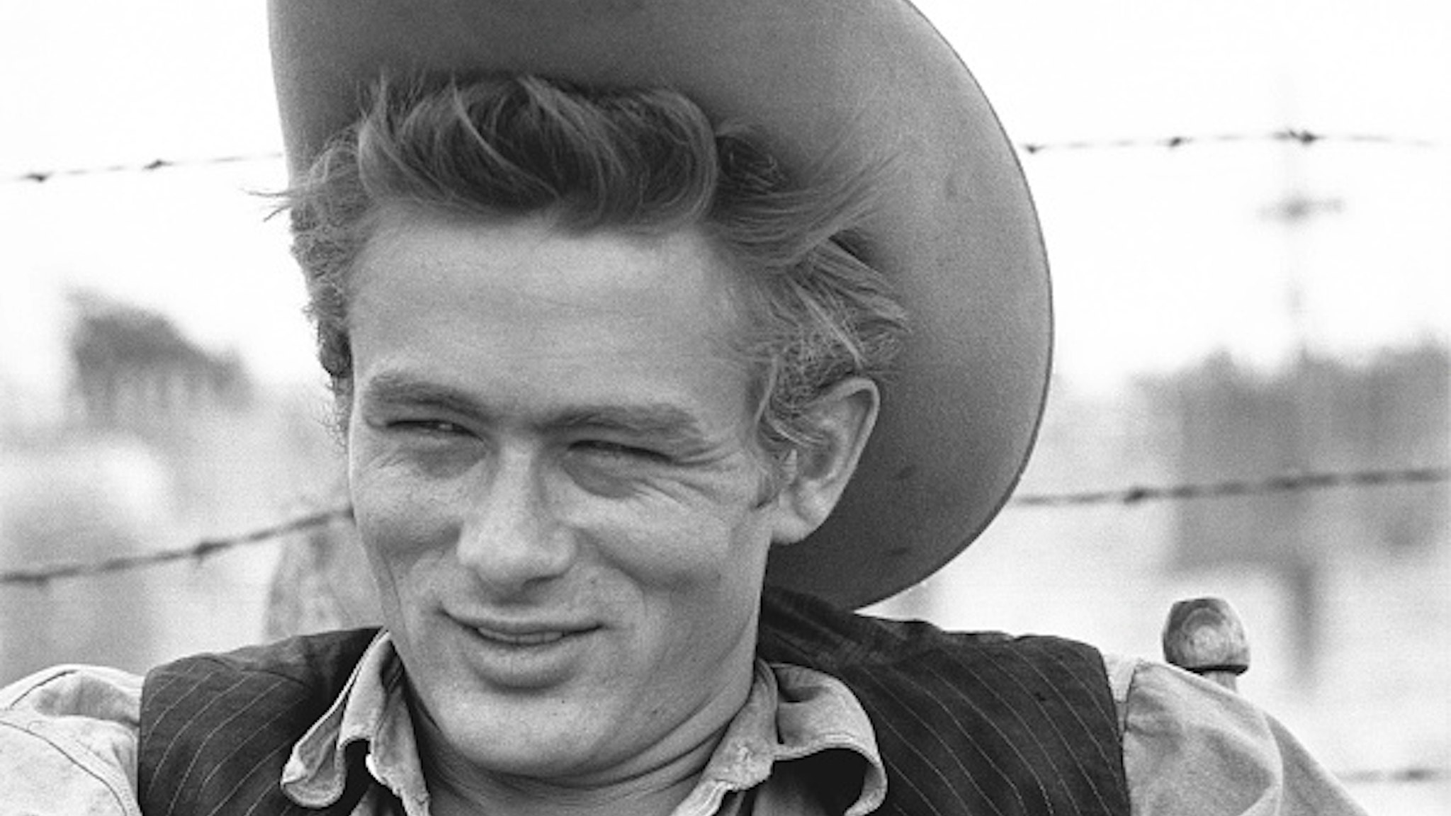 MARFA, TX - OCTOBER 1955: Actor James Dean on the set of the movie "Giant" in October 1955 in Marfa, Texas.