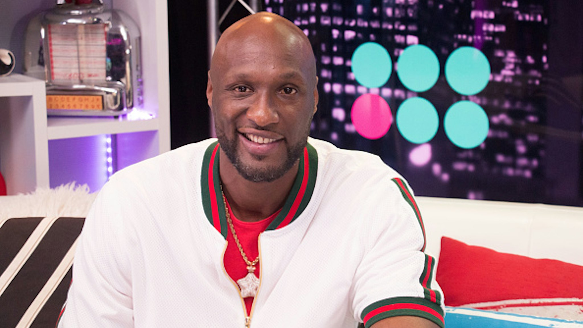 LOS ANGELES, CALIFORNIA - SEPTEMBER 11: (EXCLUSIVE COVERAGE) Lamar Odom visits the Young Hollywood Studio on September 11, 2019 in Los Angeles, California.