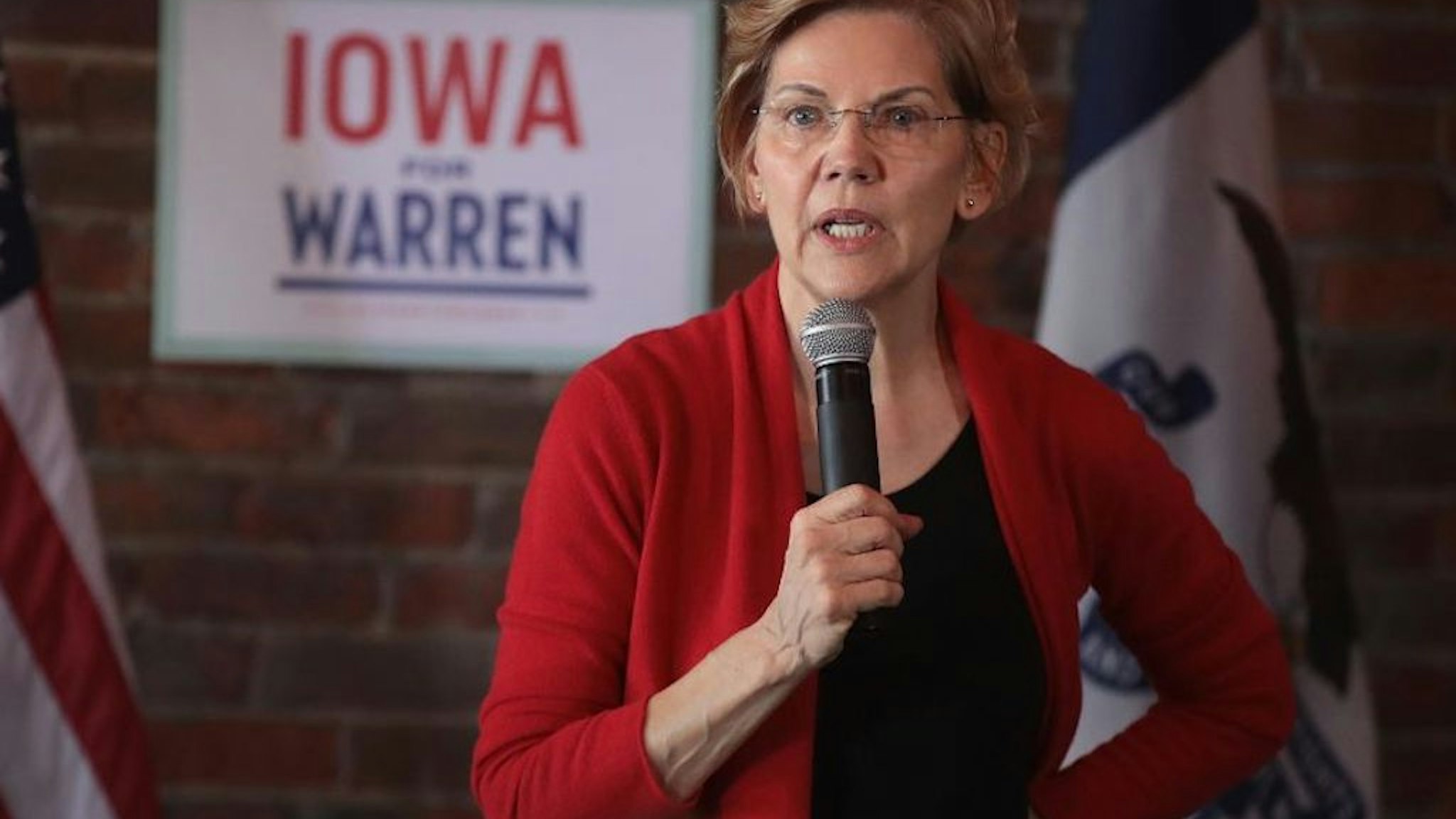 DUBUQUE, IOWA - MARCH 01: Sen. Elizabeth Warren (D-MA) speaks at a campaign rally at the Stone Cliff Winery on March 1, 2019 in Dubuque, Iowa. Warren is campaigning in the state with the hopes of securing the 2020 Democratic presidential nomination.