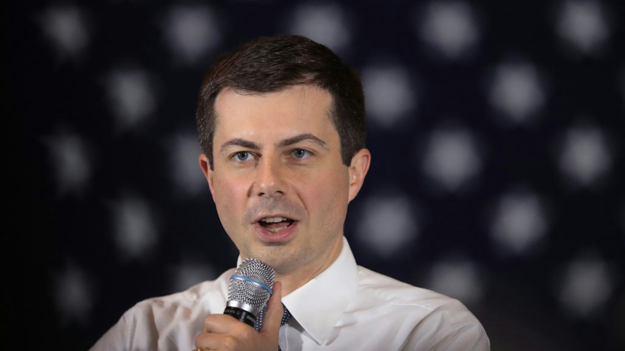 Democratic presidential candidate South Bend, Indiana Mayor Pete Buttigieg speaks to guests during a campaign stop at Cronk's restaurant on November 26, 2019 in Denison, Iowa.