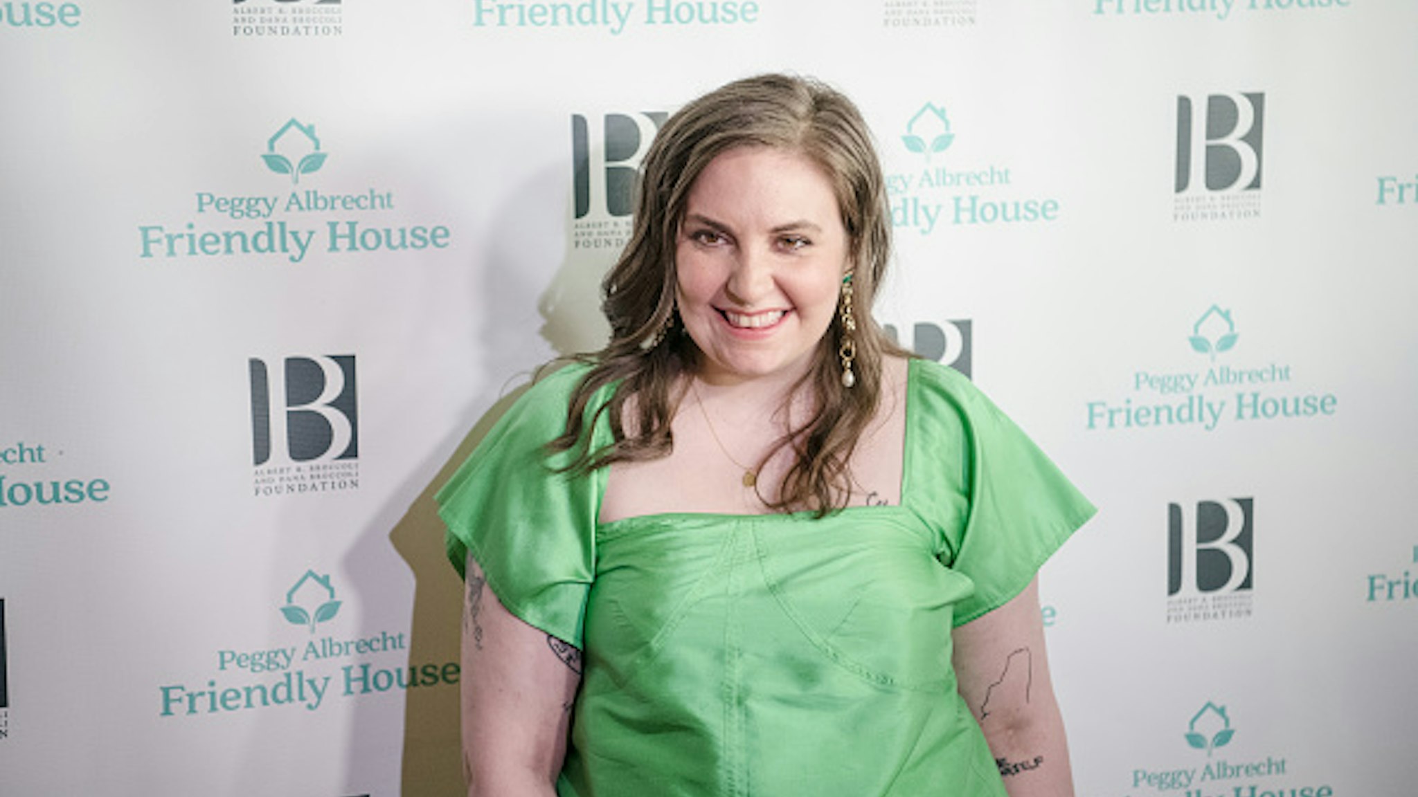 BEVERLY HILLS, CALIFORNIA - OCTOBER 26: Lena Dunham arrives at the Friendly House 30th Annual Awards Luncheon at The Beverly Hilton Hotel on October 26, 2019 in Beverly Hills, California.