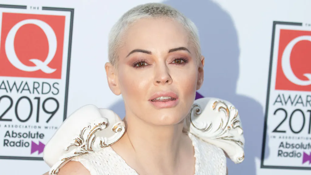 Rose McGowan Apologizes To Iran, Calls U.S. ‘Morally Corrupt,’ Trump Administration A ‘Terrorist Regime’