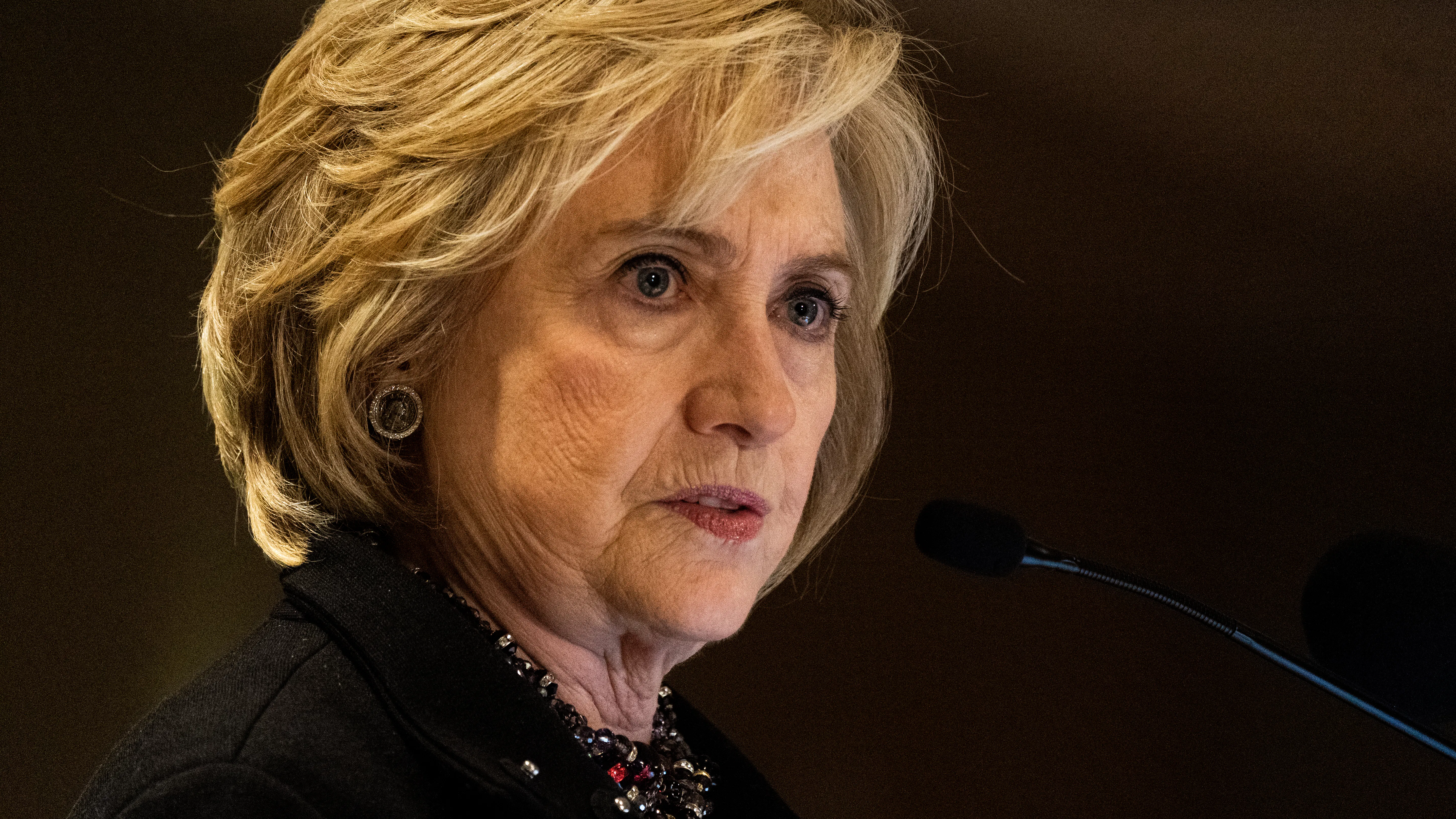 ‘I Voted For Clinton’ Hashtag Trends After Iran Strike. Then Hillary Clinton’s Iran Strategy Surfaced.