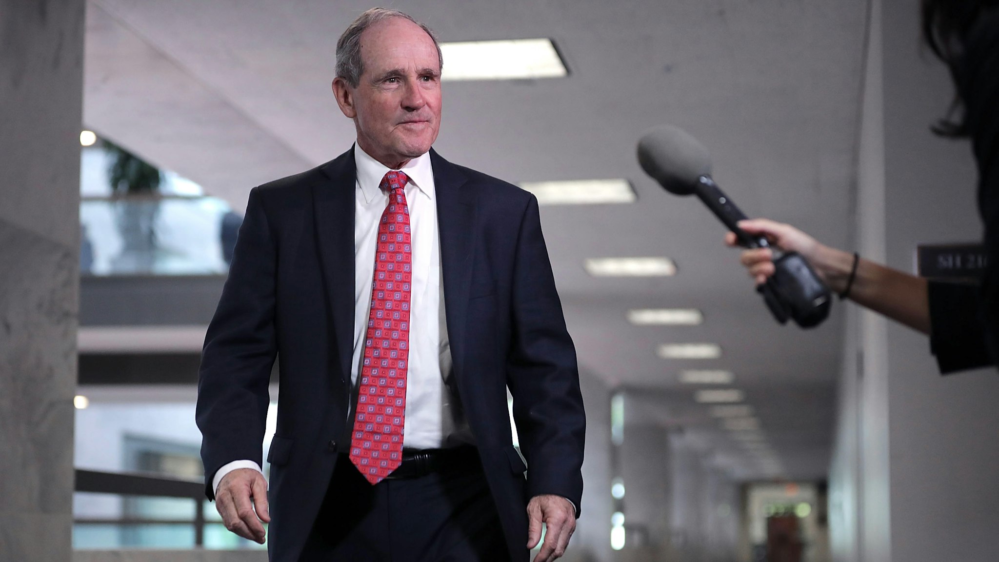 WASHINGTON, DC - APRIL 25: Senate Select Committee on Intelligence member Sen. James Risch (R-ID) arrives for a closed-door meeting in the Hart Senate Office Building on Capitol Hill April 25, 2017 in Washington, DC. The committee has entered the third month of its investigation into allegations of Russian meddling in the 2016 U.S. presidential election.