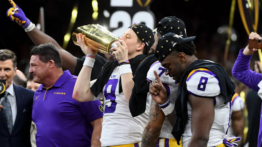 LSU Players Threatened With Arrest For Smoking Cigars After Victory; ESPN Reporter: ‘Suffocating’