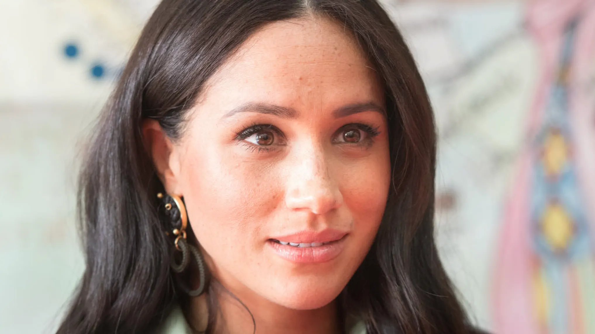 Meghan’s Father Rips Daughter For ‘Cheapening’ Royals, Choosing ‘Money’ Over Family