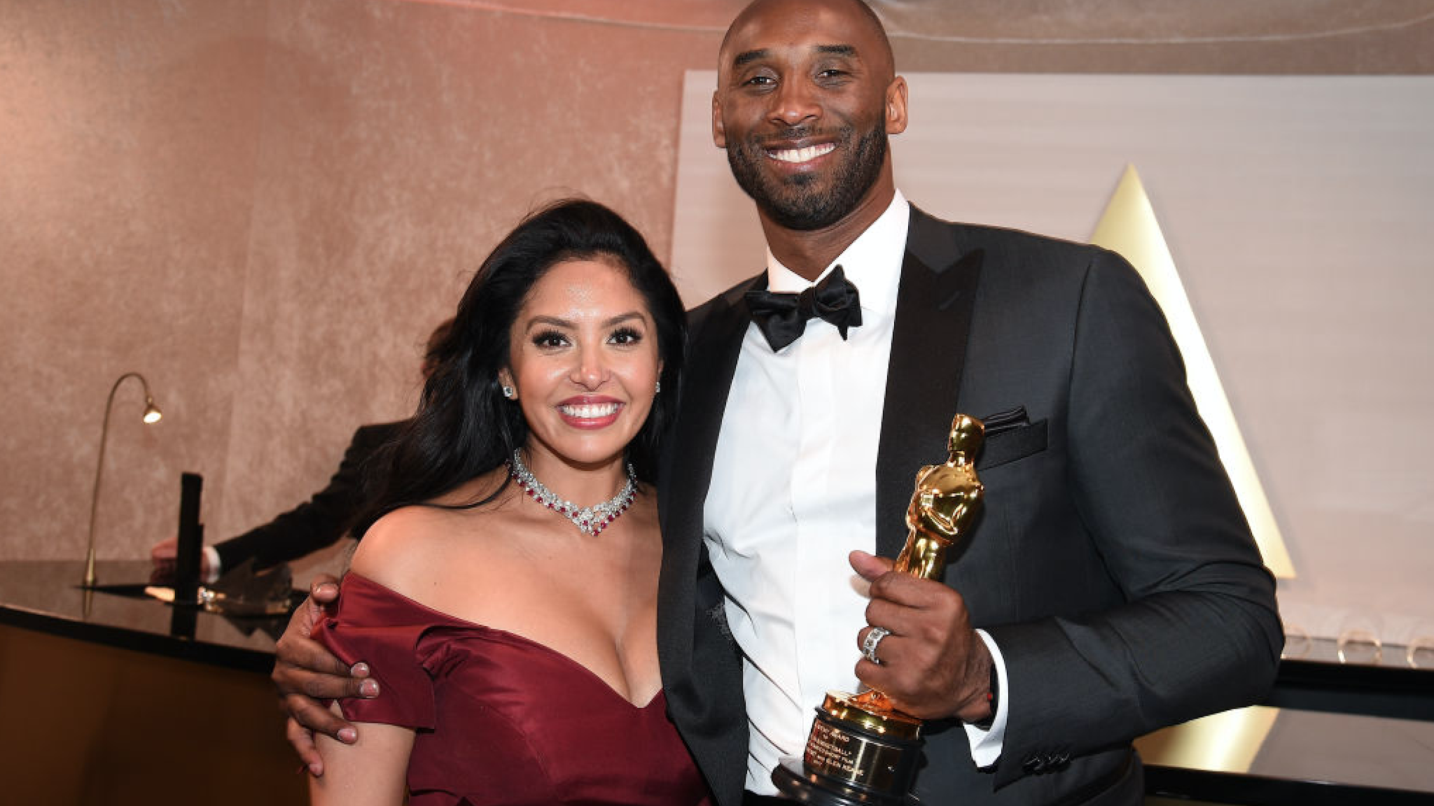 Kobe Bryant (R) and Vanessa Laine Bryant attend the 90th Annual Academy Awards Governors Ball at Hollywood & Highland Center on March 4, 2018 in Hollywood, California.