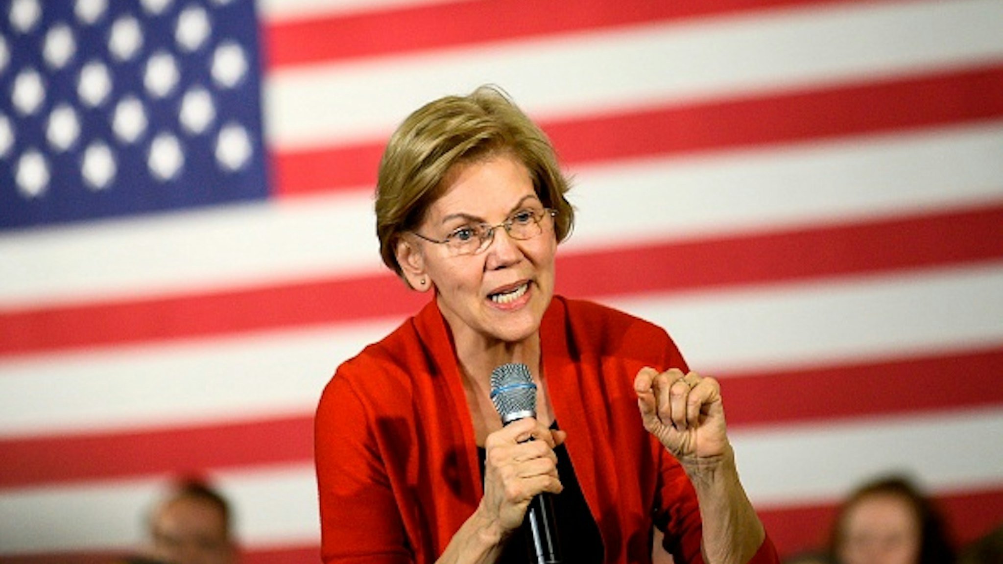 Democratic presidential candidate Senator Elizabeth Warren (D-MA) speaks during a campaign stop in Cedar Rapids, Iowa on January 26, 2020. - Warren and other Democratic candidates, are making their final push through Iowa before the caucuses on February 3, 2020.