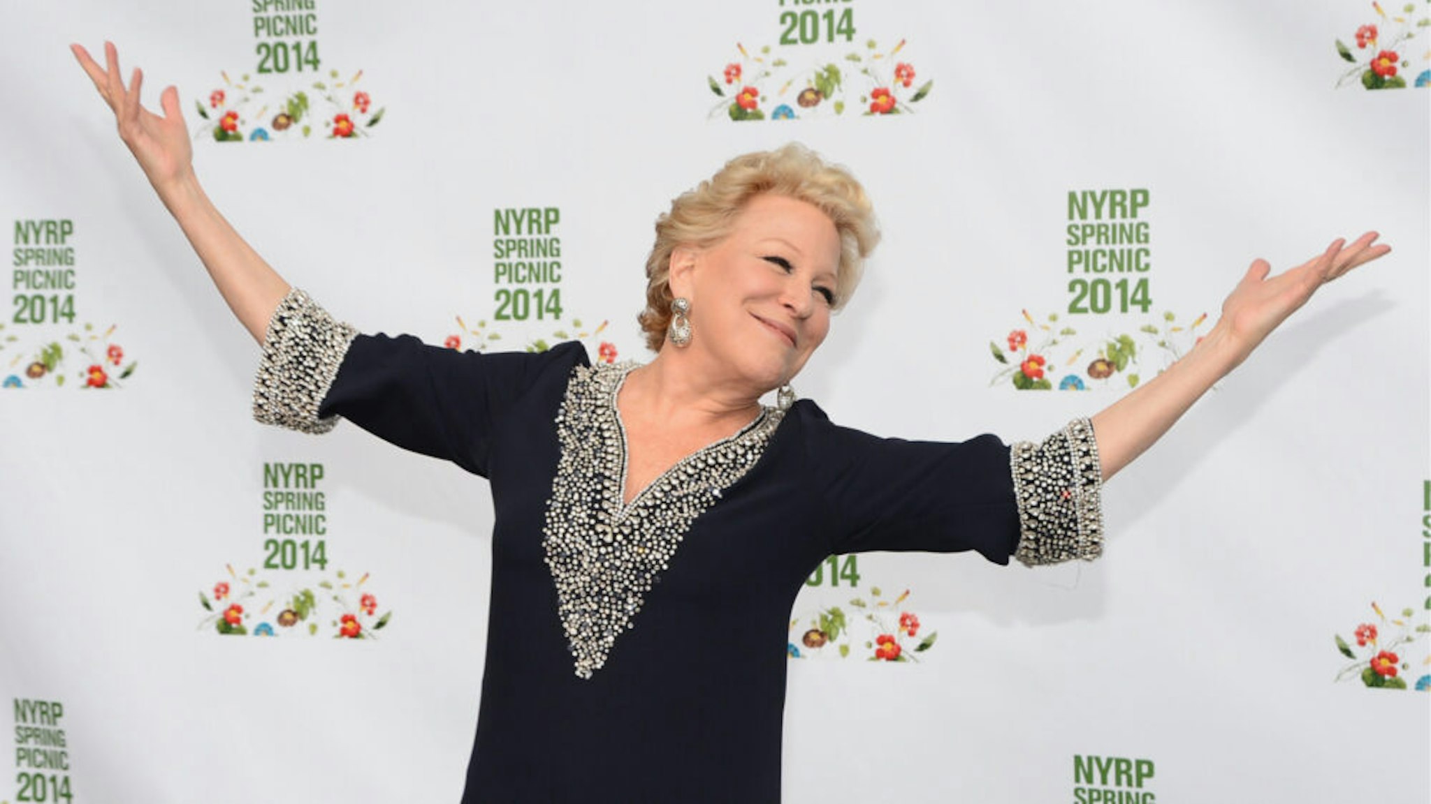 Bette Midler attends the 13th annual New York Restoration Project Annual Spring Picnic at General Grant National Memorial on May 29, 2014 in New York City.