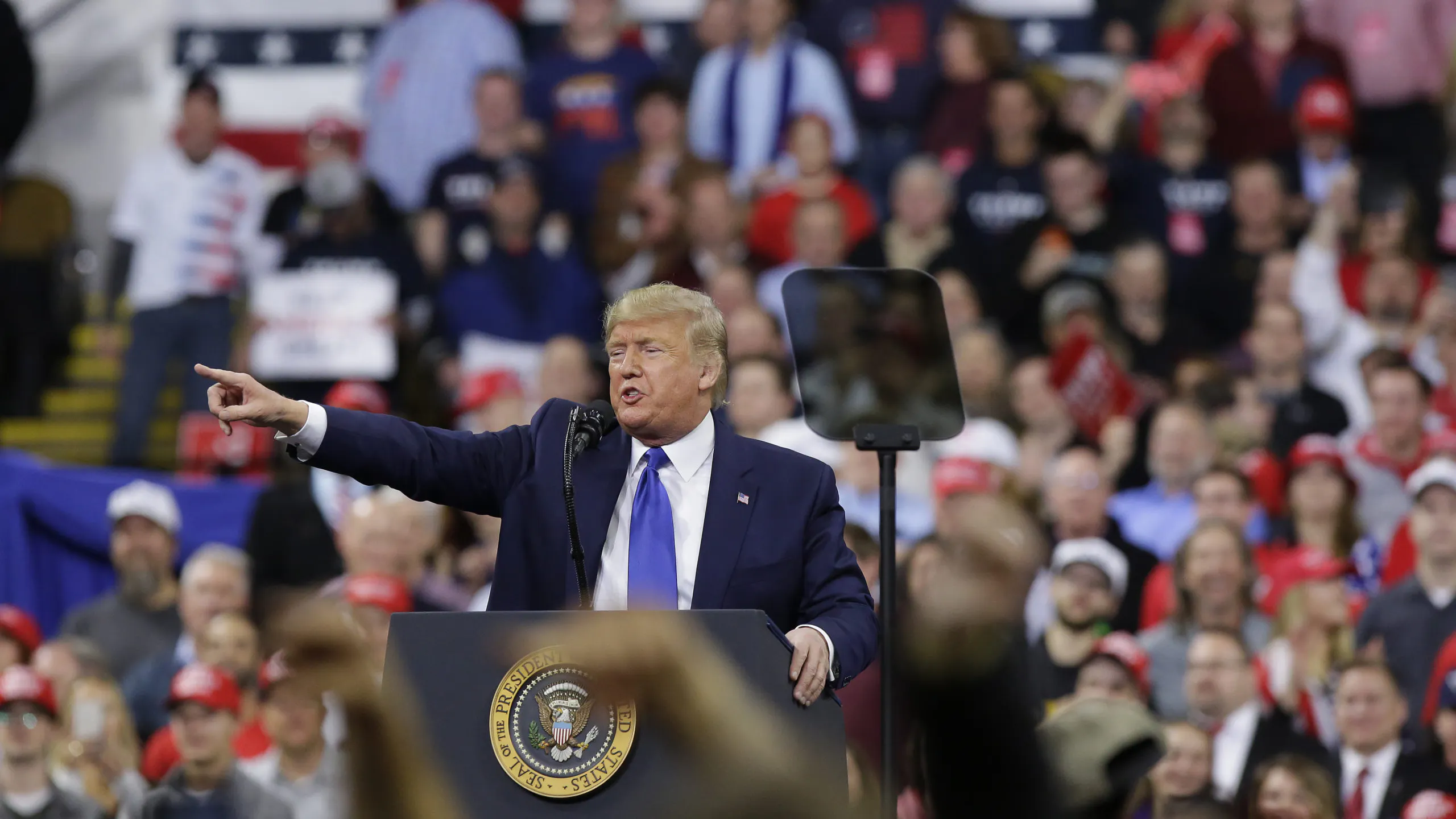 Uh Oh: New Poll Shows Trump Beating ALL 2020 Democrats In Must-Win Wisconsin