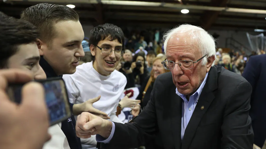 Sanders Suddenly Reverses Himself. He Won’t Release Comprehensive Medical Records.