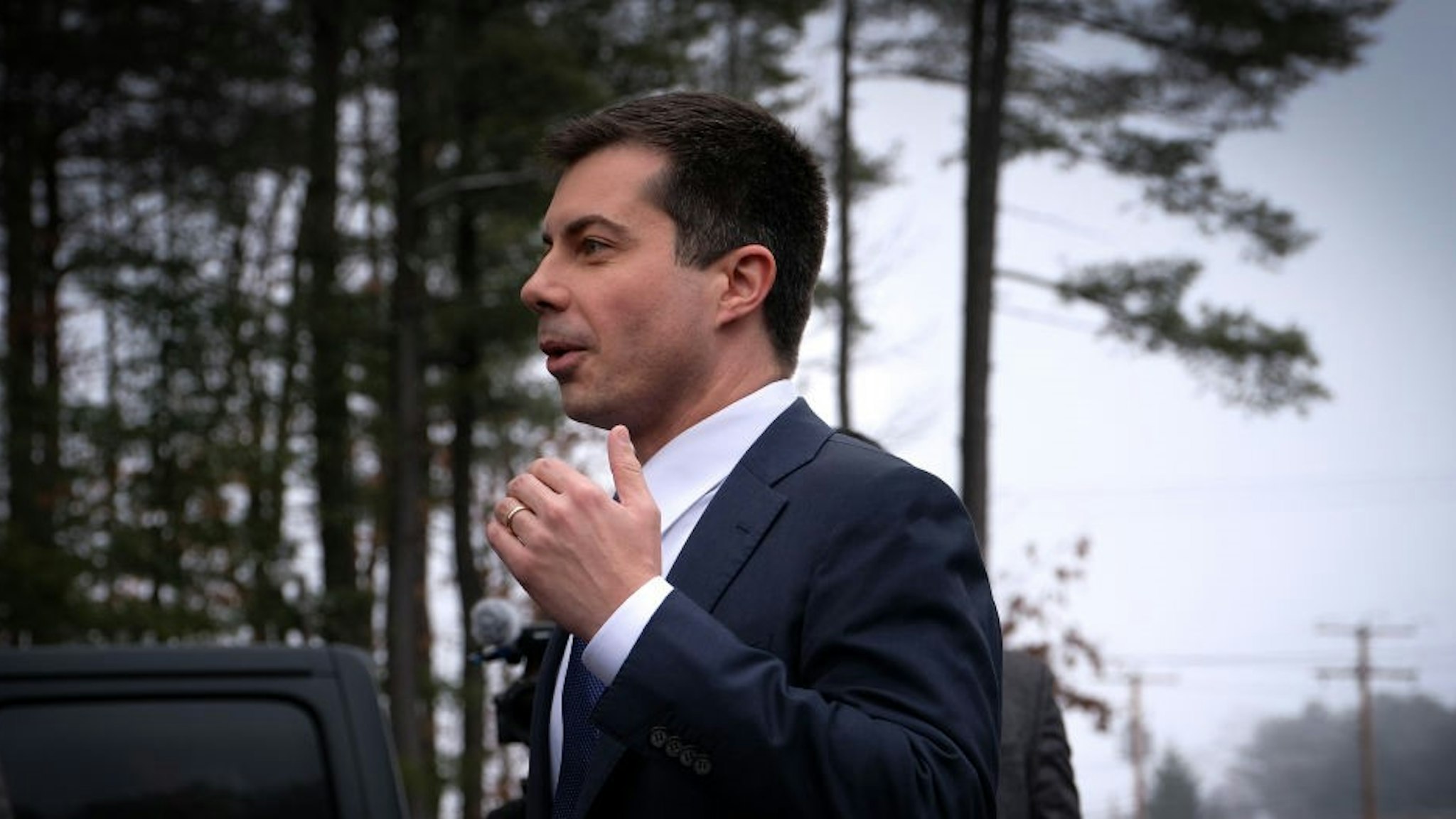 MERRIMACK, UNITED STATES - FEBRUARY 6, 2020: Democratic presidential candidate Pete Buttigieg arrives to an overflowing American Legion Post 98, and addresses his supporters in Merrimack.- PHOTOGRAPH BY Preston Ehrler / Echoes Wire/ Barcroft Media (Photo credit should read