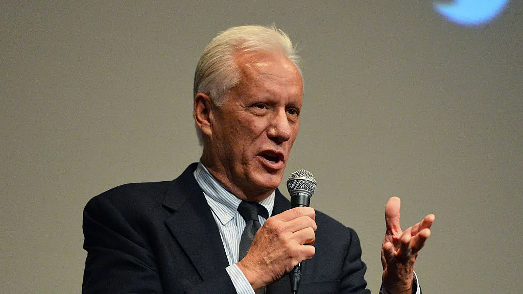James Woods Blasts Schumer: ‘The Founding Fathers Wrote The Second Amendment For Violent Haters Like Chuck Schumer’