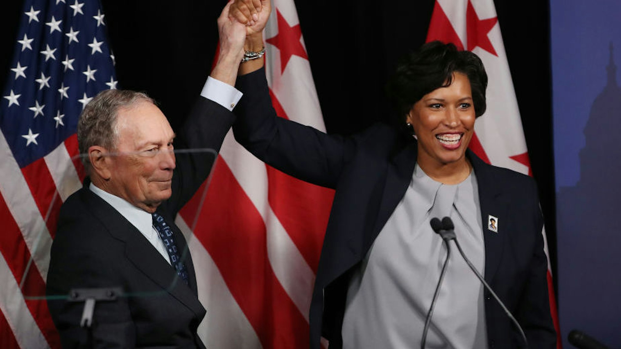 Democratic presidential candidate, former New York City Mayor Michael Bloomberg receives an endorsement from District of Columbia Mayor, Muriel Bowser during a campaign event where he spoke about affordable housing on January 30, 2020 in Washington, DC. The first-in-the-nation Iowa caucuses will be held February 3. (Photo by Mark Wilson/Getty Images)