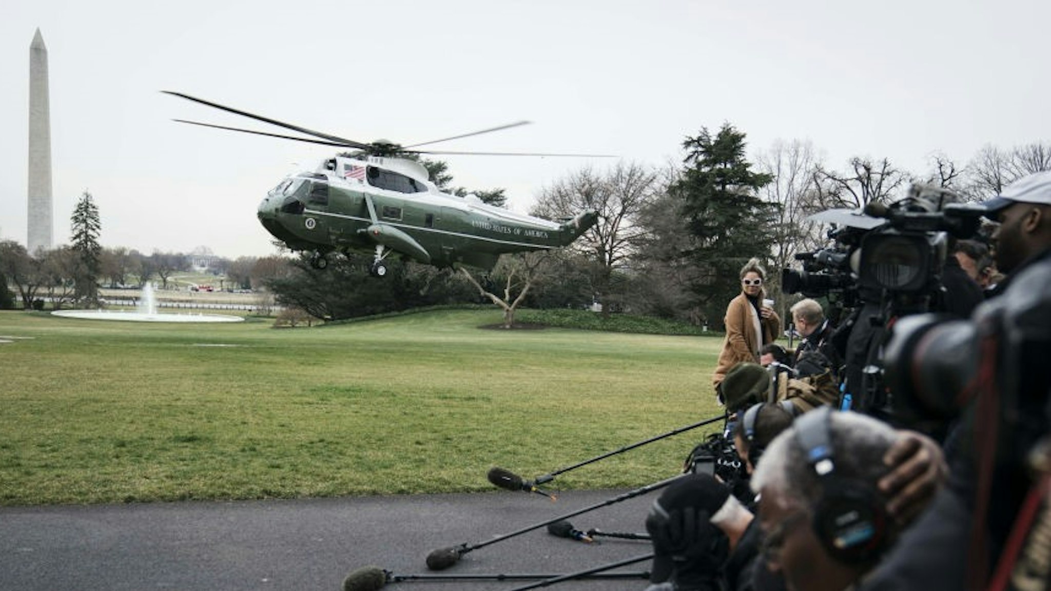 Marine One arrives on the South Lawn of the White House in Washington, D.C., U.S., on Friday, March 6, 2020. President Donald Trump is traveling to Tennessee after the central part of the state was hit by tornadoes that killed at least 19 people. Photographer: