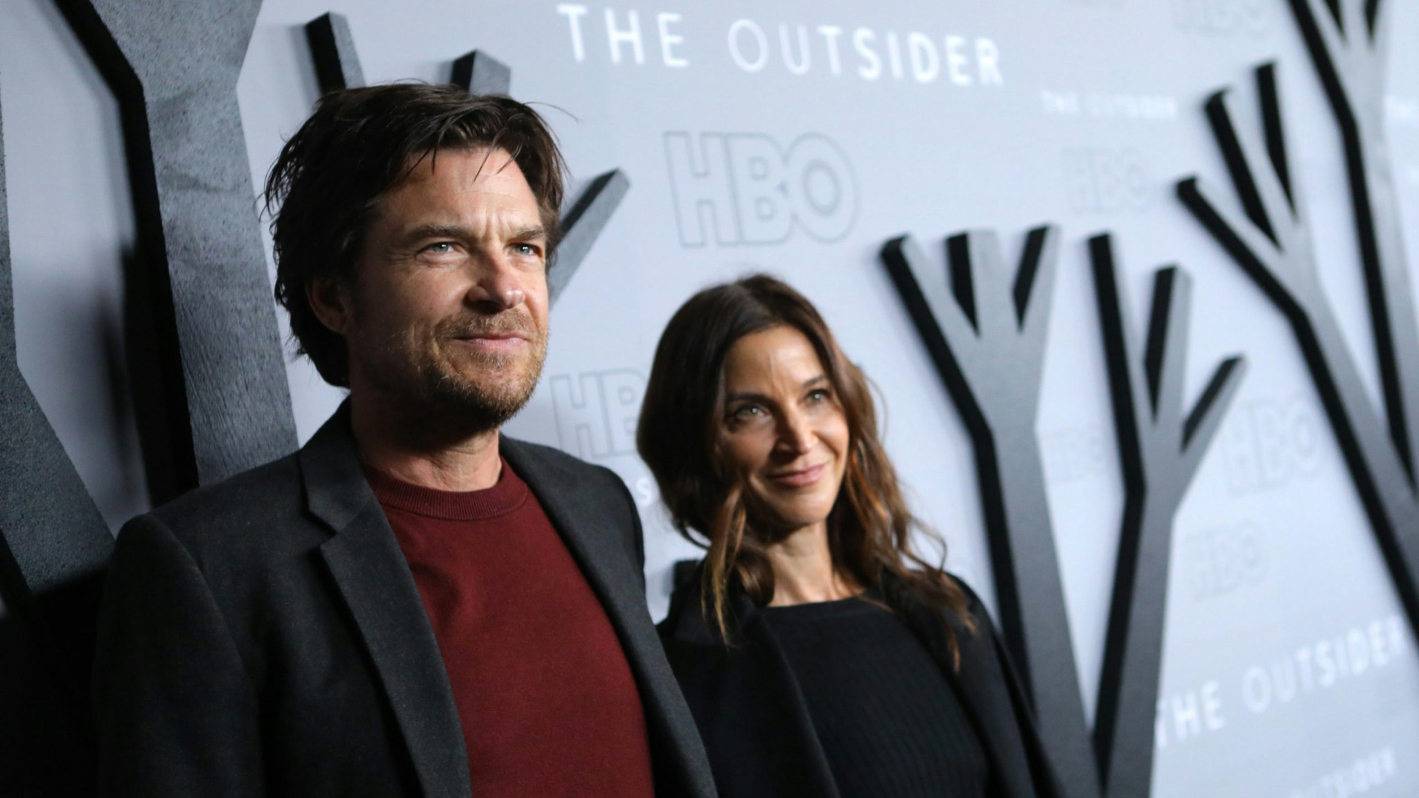 Actor/Director Jason Bateman (L) and Amanda Anka attend the premiere of HBO's "The Outsider" at DGA Theater on January 09, 2020 in Los Angeles, California.