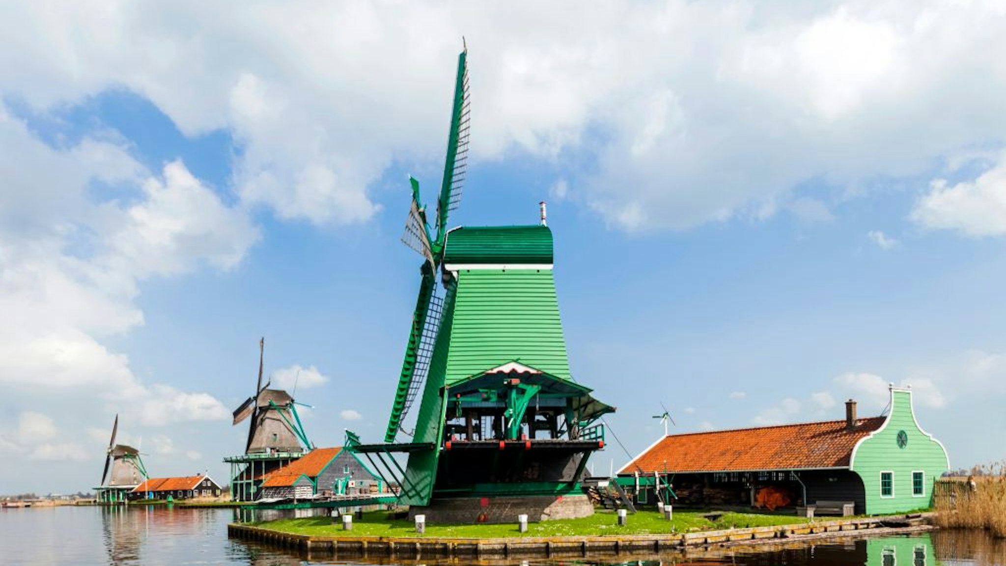 Europe, Netherlands, Zaandam, Zaanse Schans, Windmills