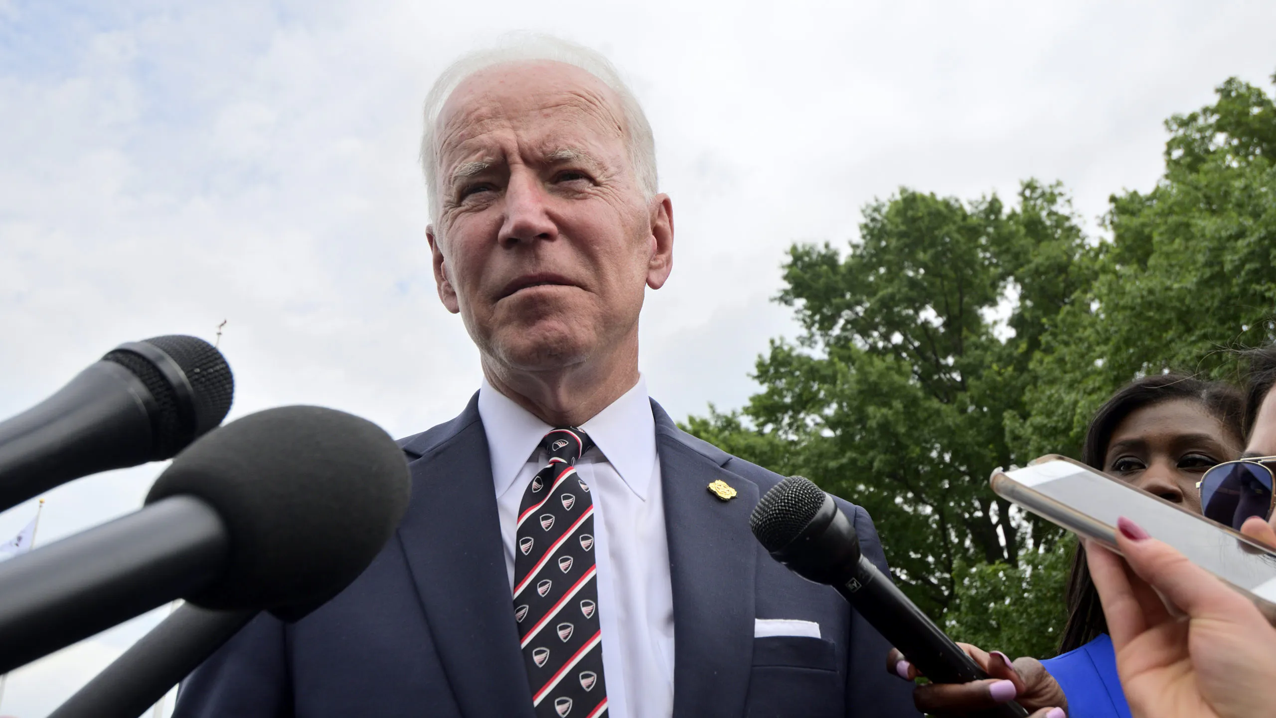 Biden’s National Lead Over Trump EVAPORATES, Pair Now Tied In Presidential Poll