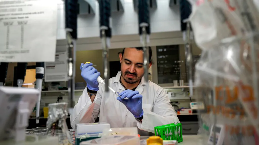 Report: Israel Team Days Away From Creating Active Component Of Coronavirus Vaccine