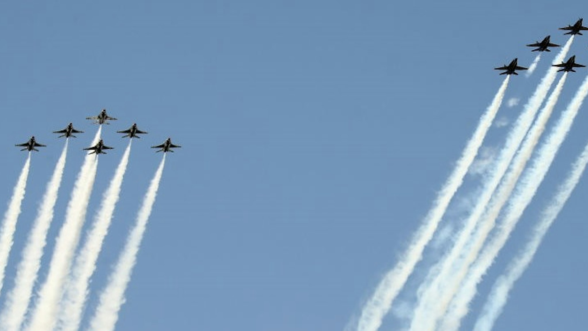 NEW YORK, NEW YORK - APRIL 28: The US Navy Blue Angels and US Air Force Thunderbirds honor first responders on the front lines of the coronavirus pandemic by flying over Manhattan on April 28, 2020 in New York City. (Photo by