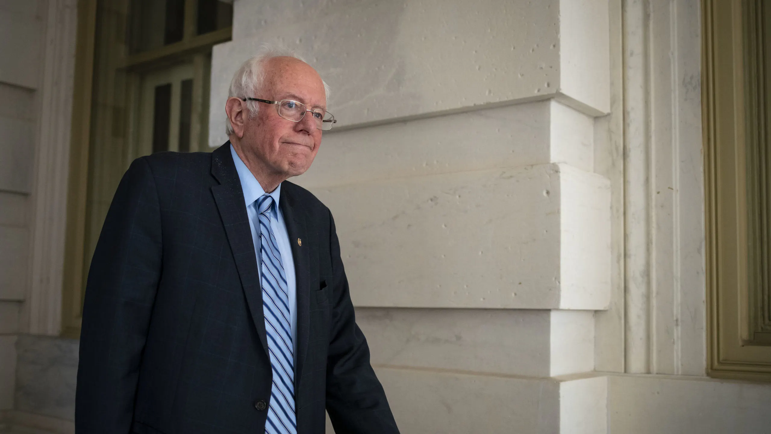 Bernie Sanders Makes Delegates Sign A Pledge Promising They Won’t Bash Biden