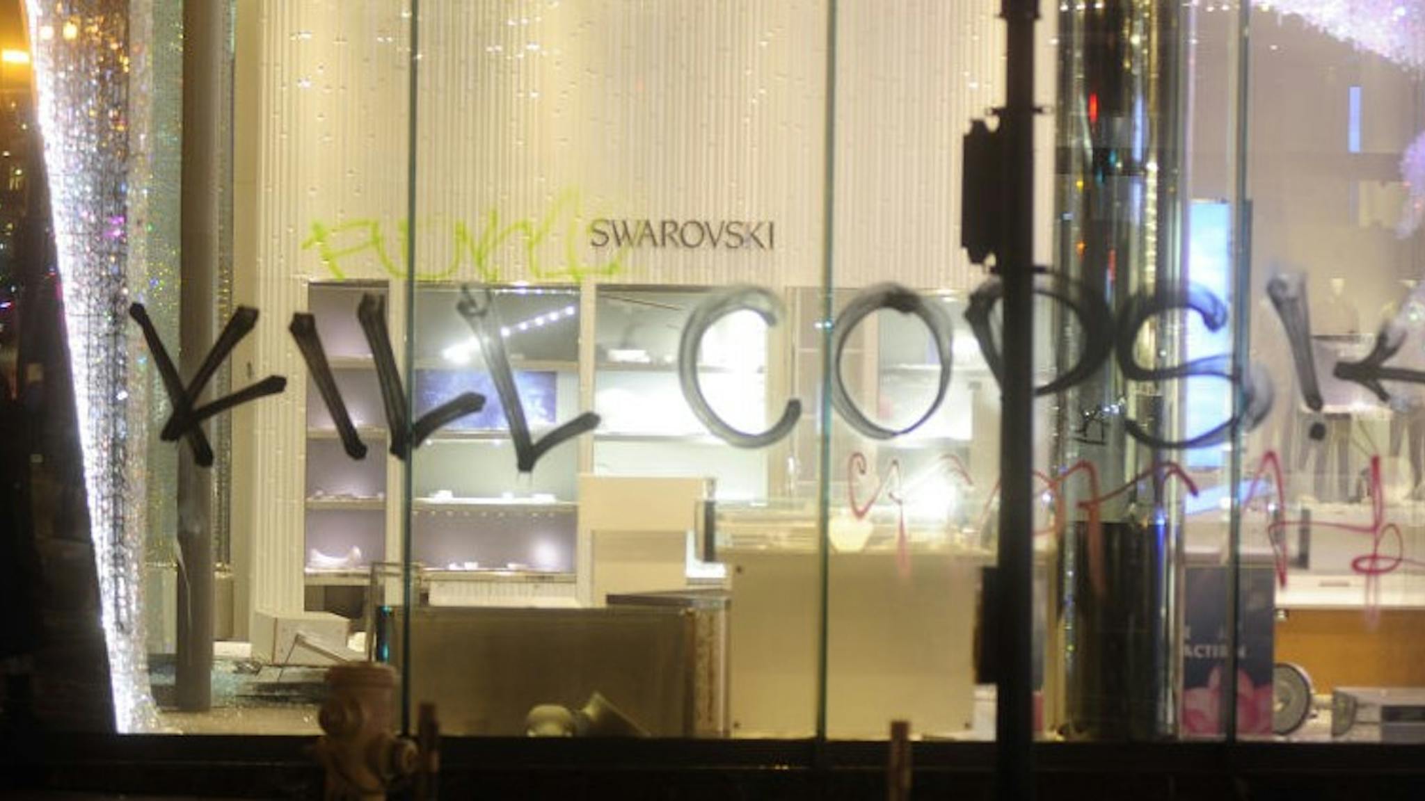 Protests in California over the death of George Floyd SAN FRANCISCO, CA, USA - MAY 30: A view of a store window after a protest earlier in the day in San Francisco devolved into roaming groups of looters along a stretch of Market Street and in the Union Square area following the death of George Floyd in Minneapolis on May 30, 2020 in California, United States. (Photo by