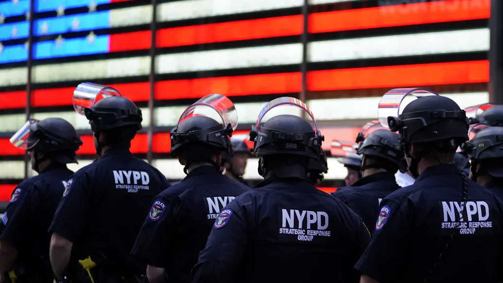 De Blasio Demands Cuomo Apologize To NYPD, Police Union Blasts Both For Feud