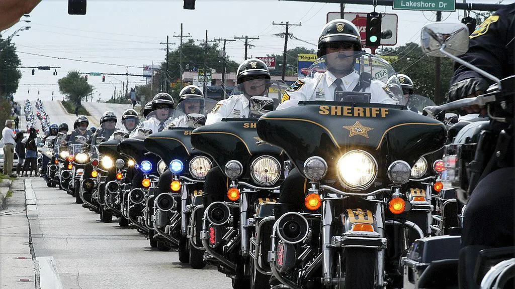 WATCH: Florida Sheriff Tells Looters His Message To Residents: ‘I’m Highly Recommending They Blow You Back Out Of The House With Their Guns’