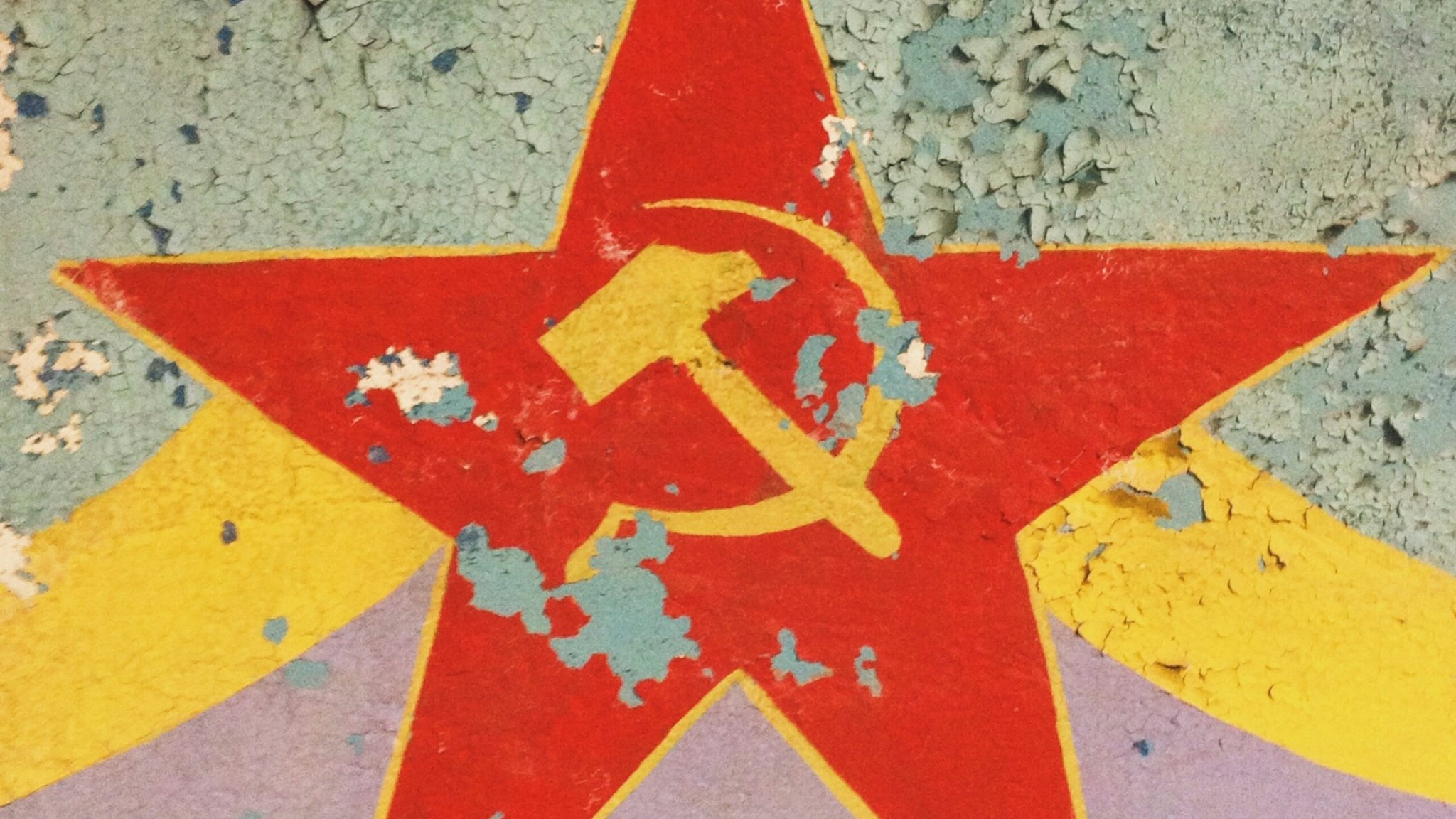 Hammer and sickle.