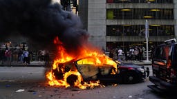 Burning police car A burning police car is seen during a protest on May 29, 2020 in Atlanta, Georgia. Demonstrations are being held across the US after George Floyd died in police custody on May 25th in Minneapolis, Minnesota.