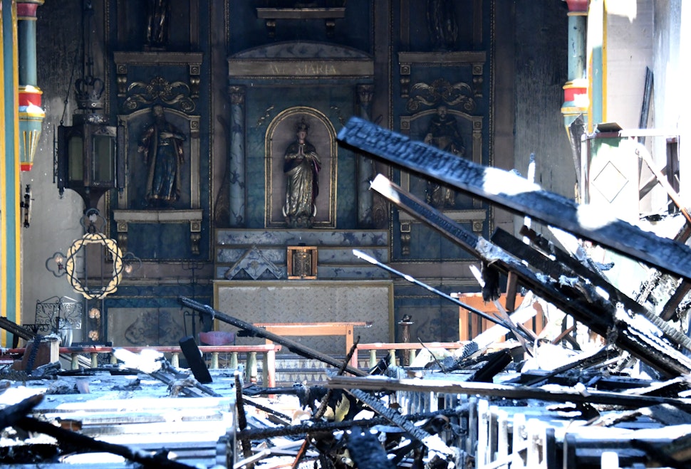 SAN GABRRIEL, CA - JULY 11: The alter still stands after a four-alarm fire tore through the church at Mission San Gabriel destroying the inside of the 245-year-old building in San Gabriel on Saturday, July 11, 2020. (Photo by Keith Birmingham/MediaNews Group/Pasadena Star-News via Getty Images)