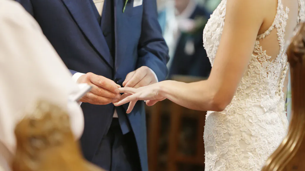 Report: U.S. 2019 Marriage Rate Plunged To All-Time Low