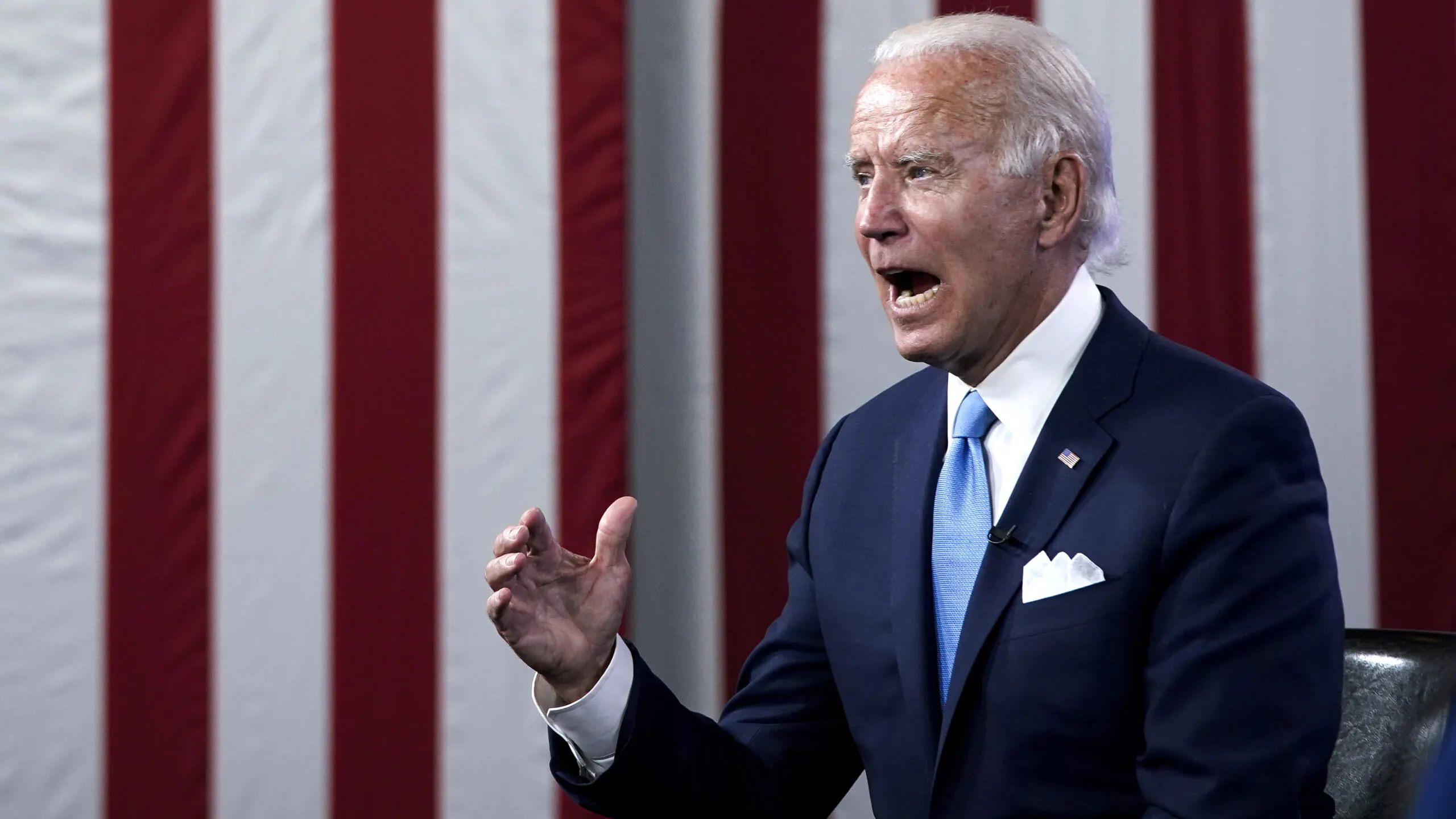 Obama On Biden Running For Office: ‘Don’t Underestimate Joe’s Ability To F**k Things Up,’ Report Claims