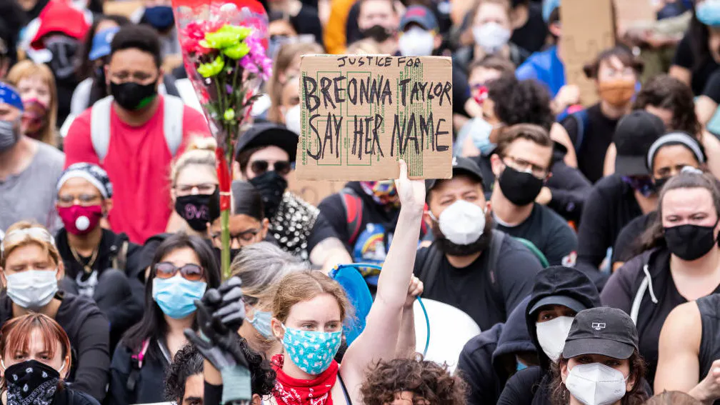 Officer In Grand Jury Testimony: Breonna Taylor’s Boyfriend Initially Said Taylor Shot At Officers