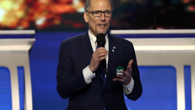 ANCHESTER, NEW HAMPSHIRE - FEBRUARY 07: Chair of the Democratic National Committee Tom Perez speaks prior to the Democratic presidential primary debate in the Sullivan Arena at St. Anselm College on February 07, 2020 in Manchester, New Hampshire. Seven candidates qualified for the second Democratic presidential primary debate of 2020 which comes just days before the New Hampshire primary on February 11. (Photo by Joe Raedle/Getty Images)